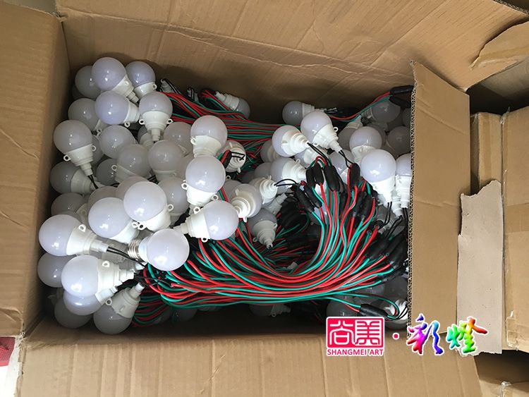 自貢彩燈、花燈專用防水燈泡與普通LED燈泡的區(qū)別